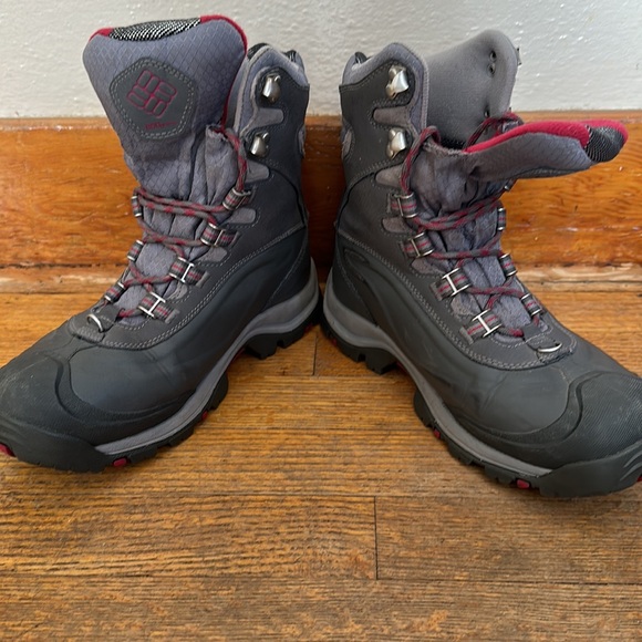 Columbia Bugaboot Plus III Titanium 600 Gram Women’s Winter Boots - Size 8 - Picture 2 of 5